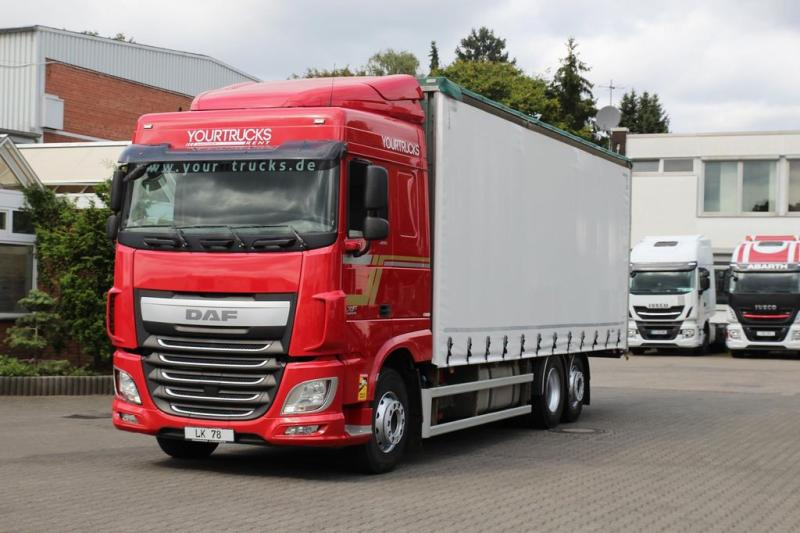 Ciężarówka DAF XF460