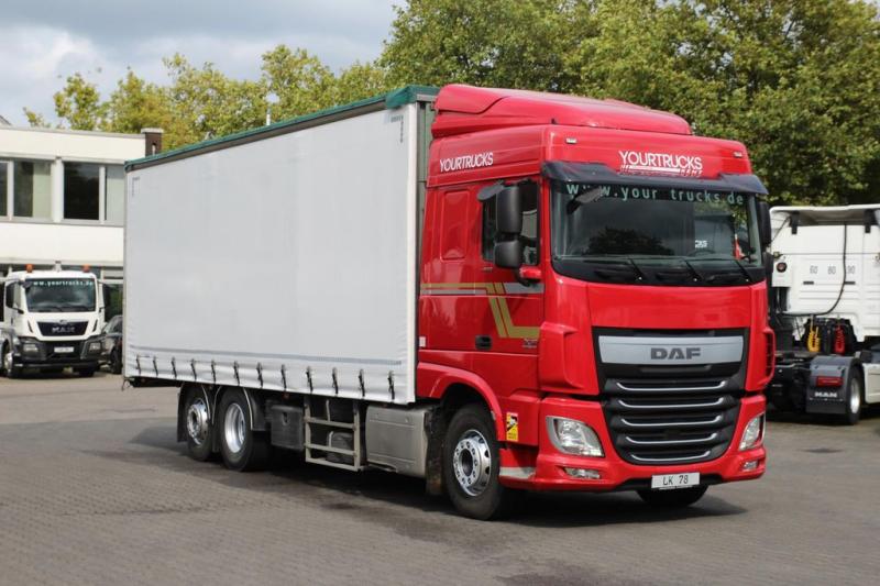 vrachtwagen DAF XF460