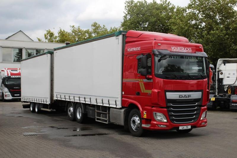 Trailer truck DAF XF460