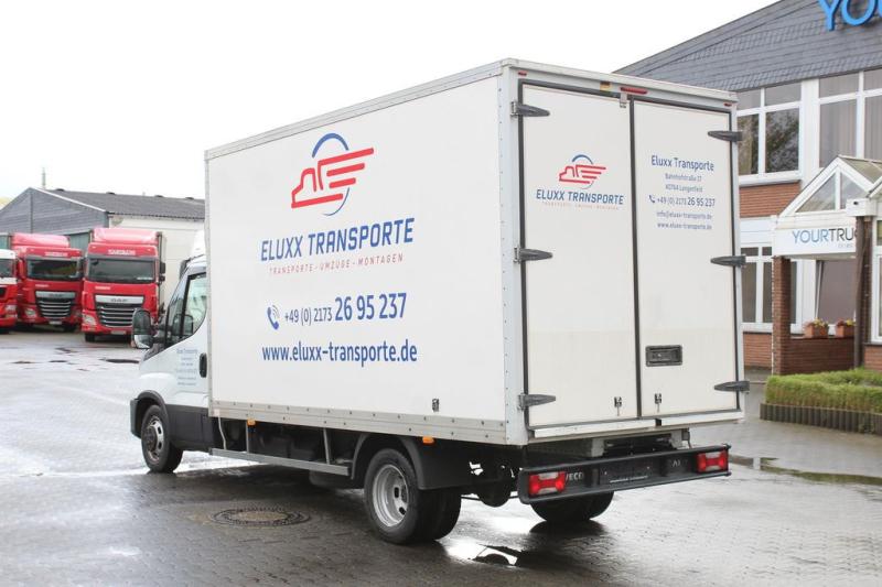 samochód dostawczy Iveco Daily