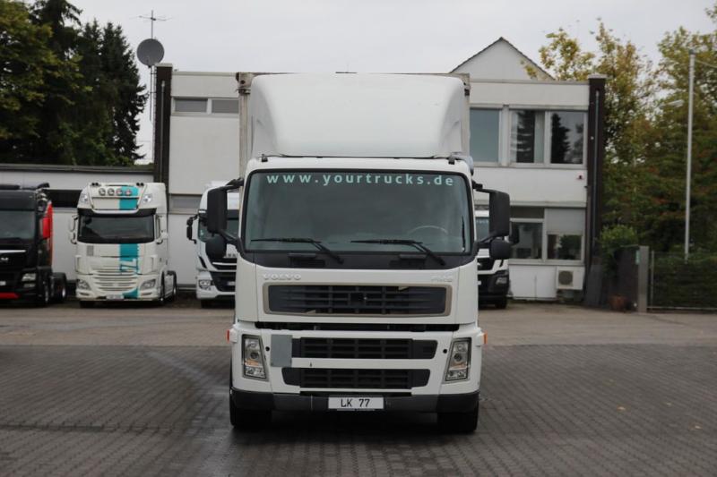 Truck Volvo FM9