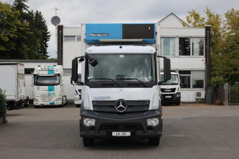 vrachtwagen Mercedes Antos