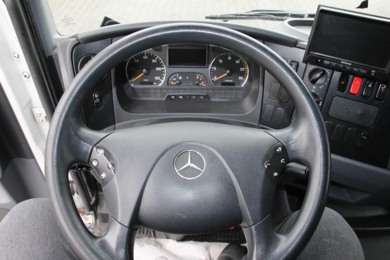 vrachtwagen Mercedes Atego