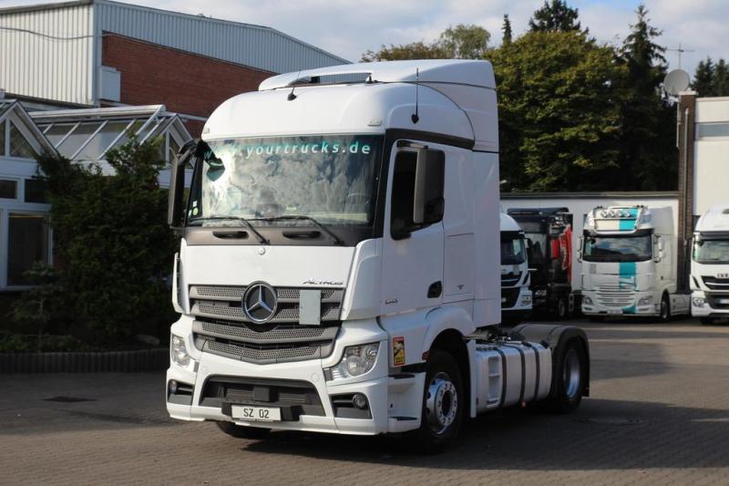 Cabeza tractora Mercedes Actros