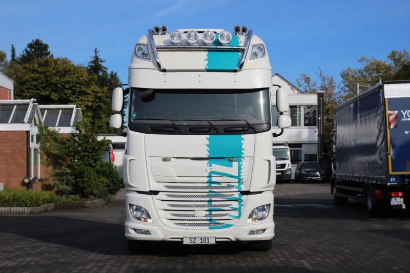 Cabeza tractora DAF XF