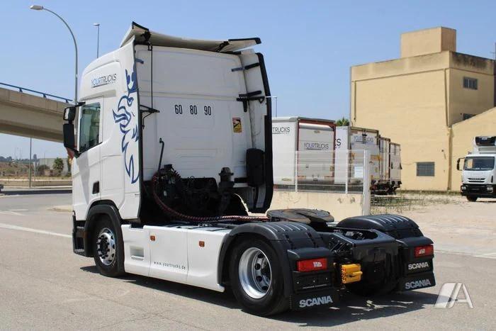 Cabeza tractora Scania R 450