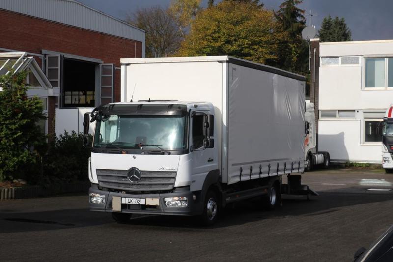 Camion Mercedes Atego