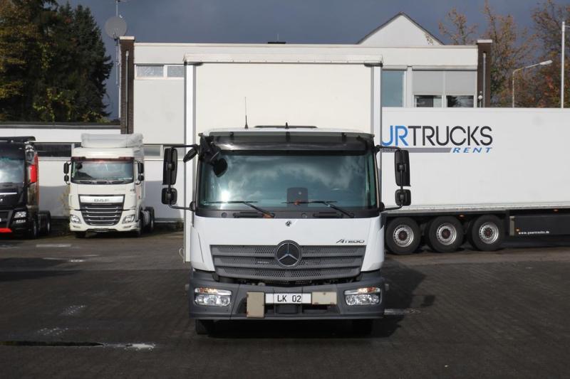 Camion Mercedes Atego