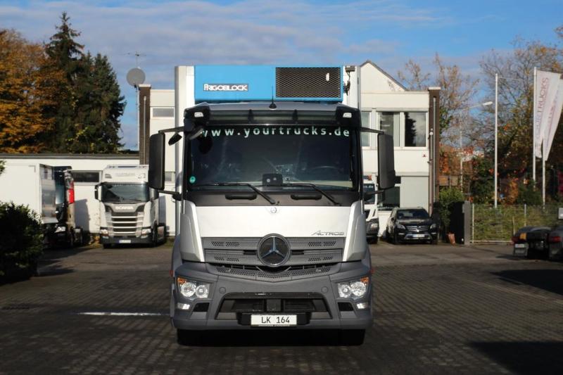 Camion Mercedes Actros