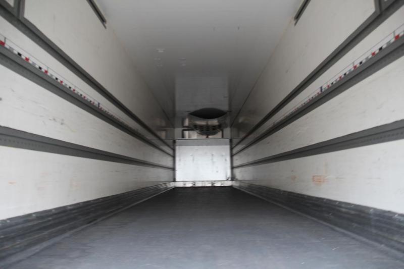 Semi-trailer Chereau Thermo King SLXe 300 /Strom /Rolltor /FRC 2025