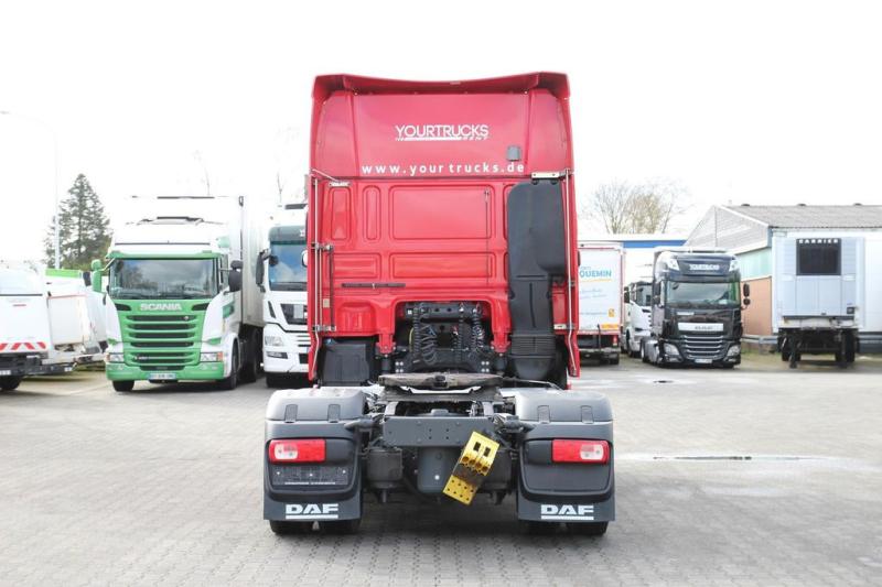 Cabeza tractora DAF XF