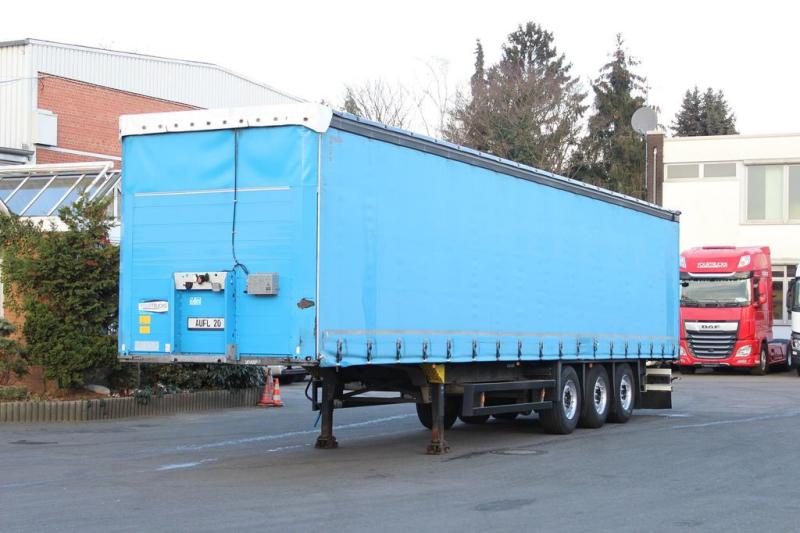 Sattelzug/Sattelauflieger Schmitz Cargobull Plane/Edscha/Liftachse/Coil/RoofSafetyAirBag