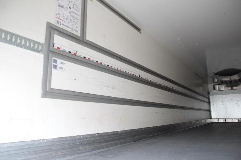Semirimorchio Chereau Thermo King SLXe 300 /Strom /Rolltor /FRC 2025