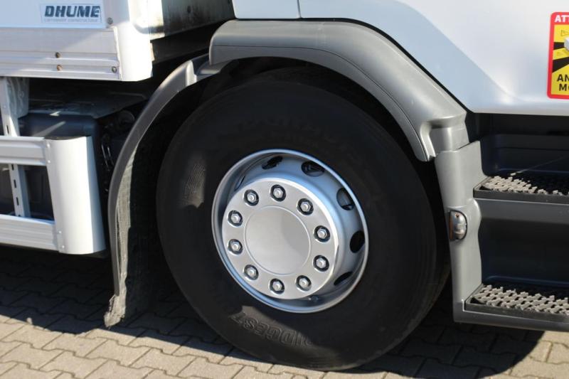 vrachtwagen Renault D 280E6 Wide/Koffer/LBW