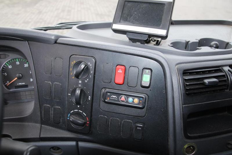 Camión Mercedes Atego