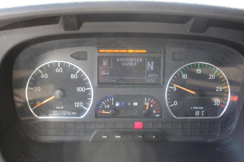 vrachtwagen Mercedes Atego