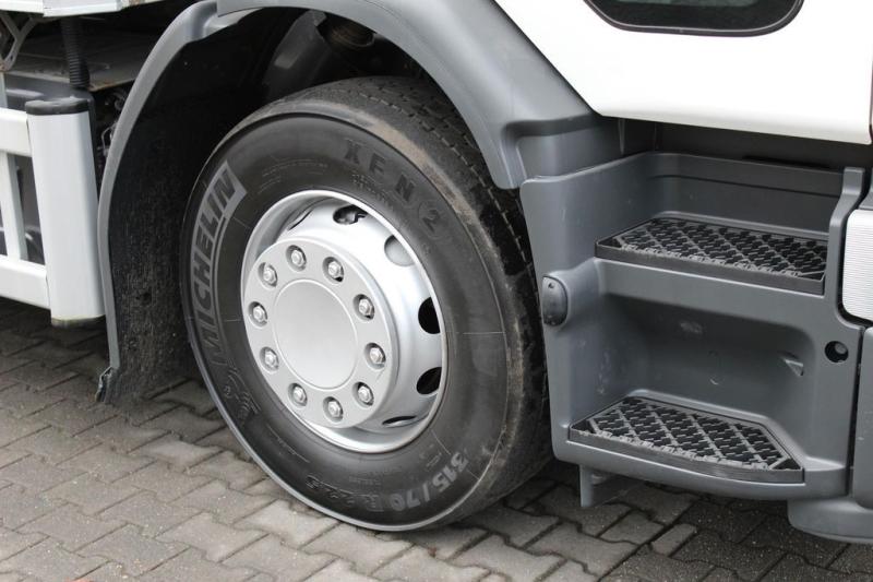 vrachtwagen Renault D Wide E6/ CS 1150Mt/ Bi-Temp./Tür+LBW/TW/Strom