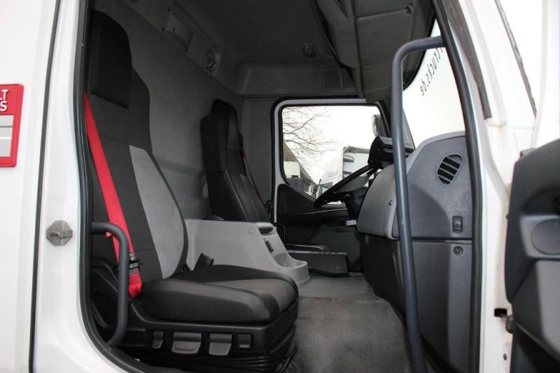 vrachtwagen Renault D Wide E6/ CS 1150Mt/ Bi-Temp./Tür+LBW/TW/Strom
