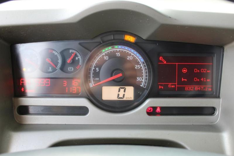 Trekker Renault Premium