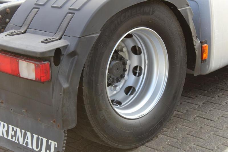 Trekker Renault Premium
