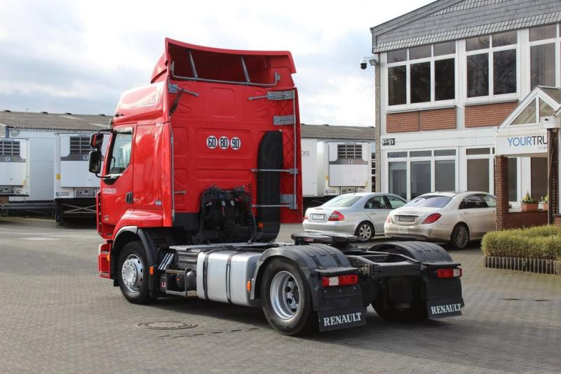 Trekker Renault Premium
