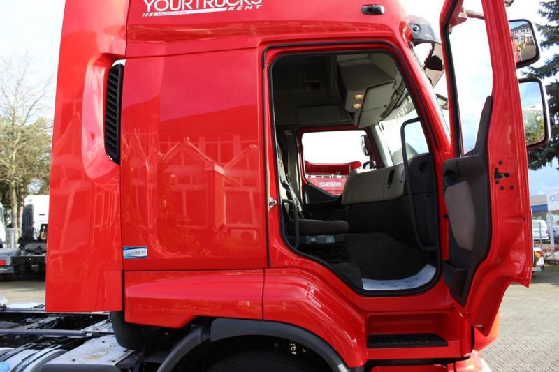 Trekker Renault Premium