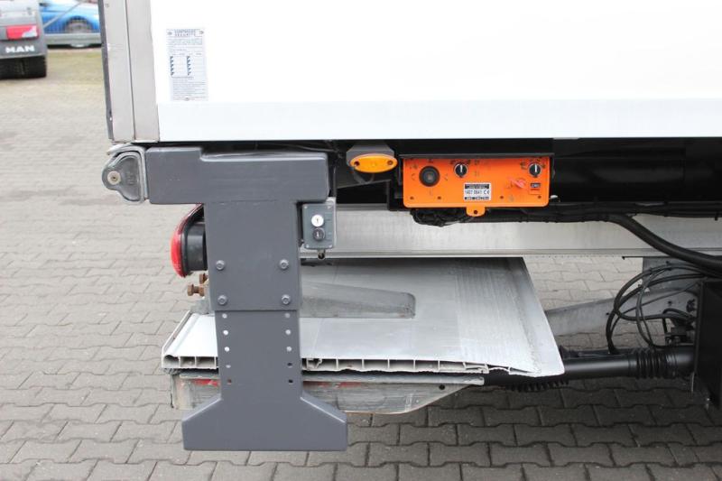 vrachtwagen DAF LF