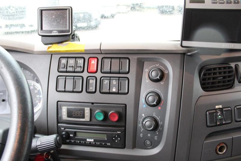 vrachtwagen DAF LF