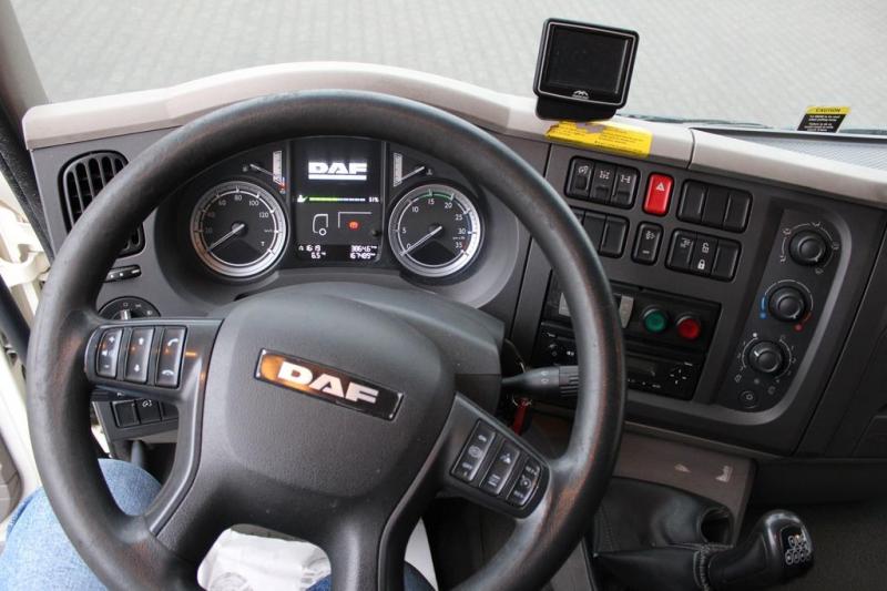 vrachtwagen DAF LF