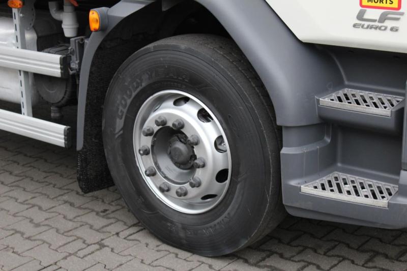 vrachtwagen DAF LF