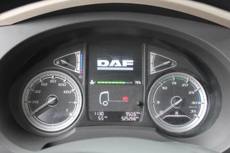 vrachtwagen DAF 1000
