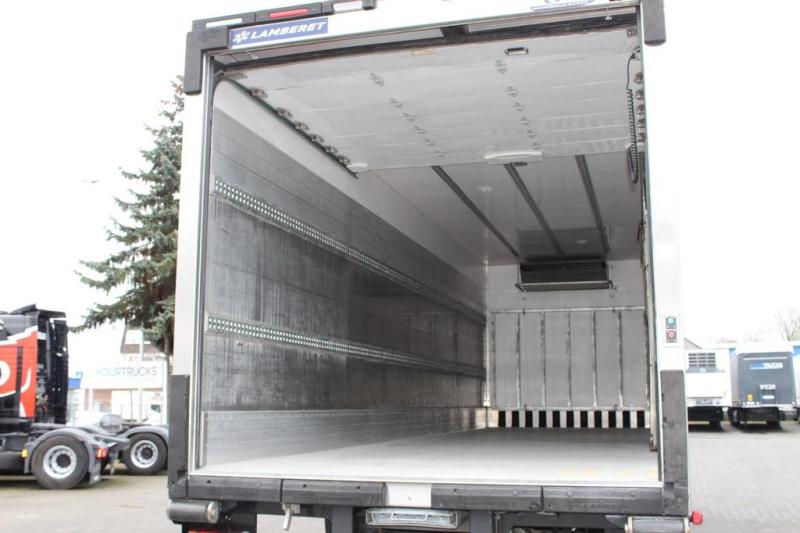 vrachtwagen DAF 1000