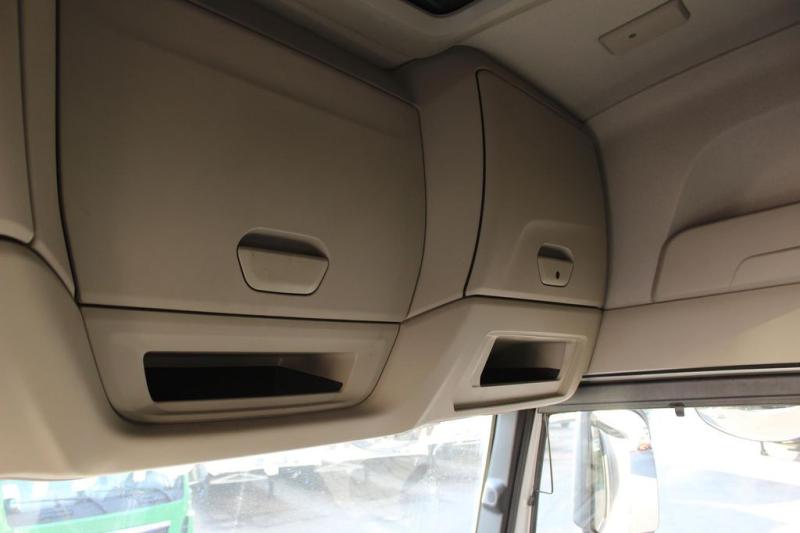 Trattore Iveco T-Way