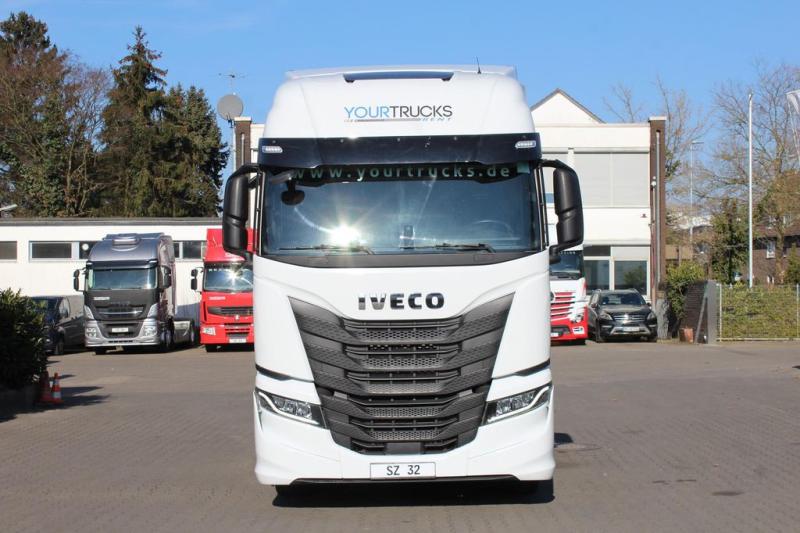 Trattore Iveco T-Way