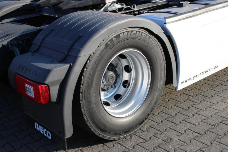 Trattore Iveco T-Way