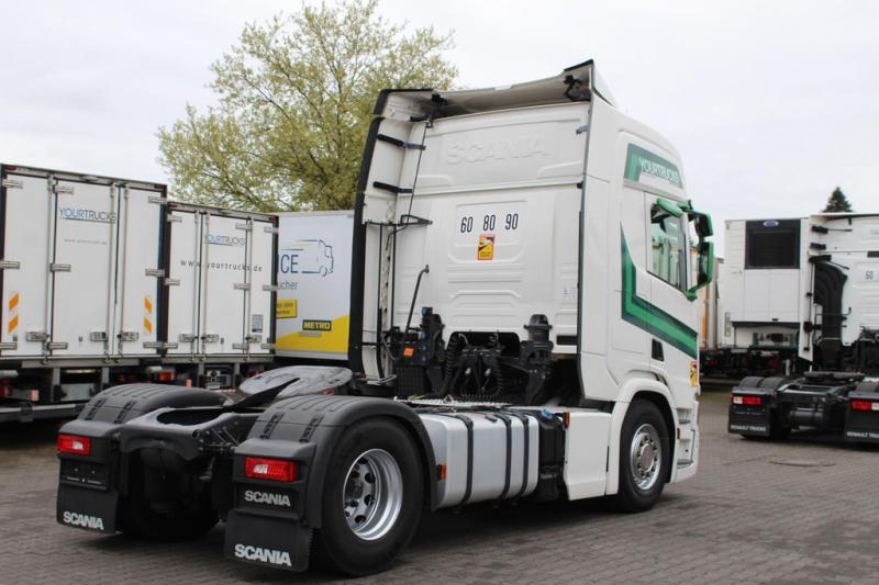 Tractor Scania R