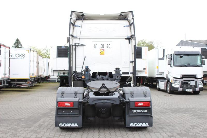 Tractor Scania R