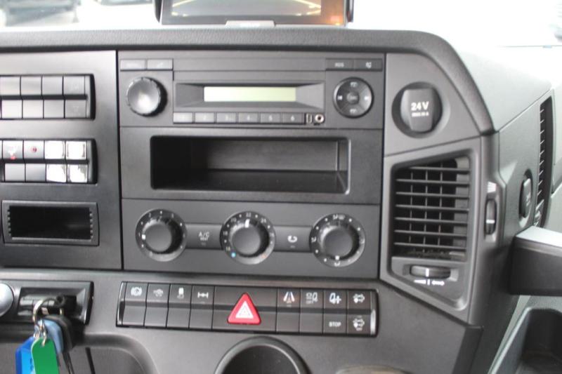 Truck Mercedes Antos