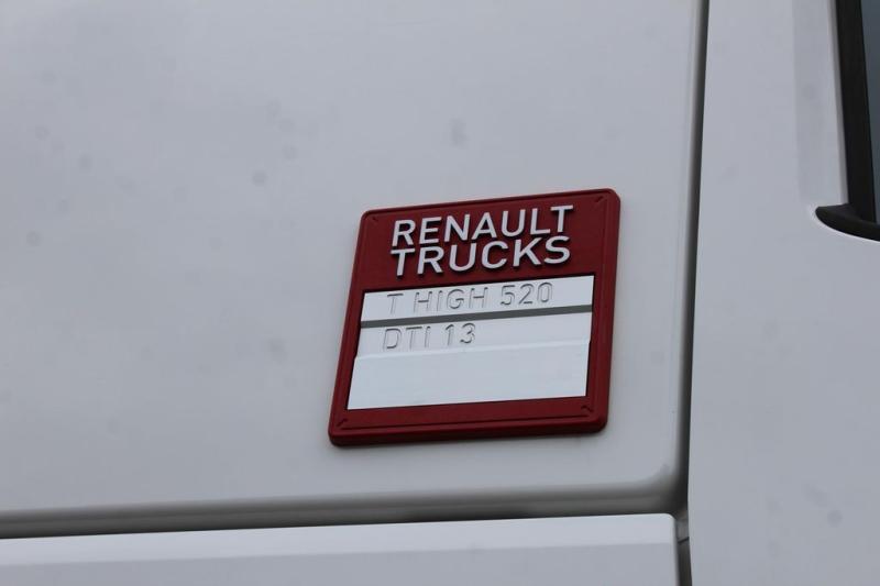 Tractor Renault T 520 E6 High Sleeper/Retarder/ 2Tanks/ Kühlbox