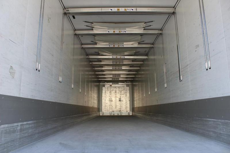 Sattelzug/Sattelauflieger Schmitz Cargobull Carrier Vector 1350 Blumen/Doppelstock/Aluboden