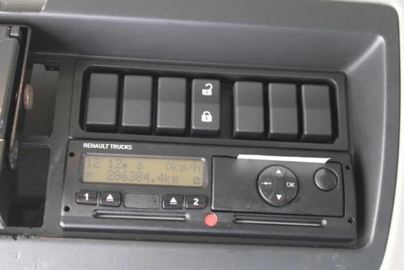 Camión Renault Midlum 220 DXI