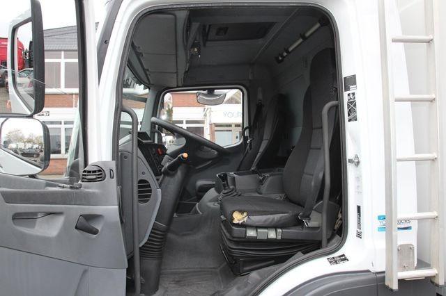 Ciężarówka Mercedes Atego 1024