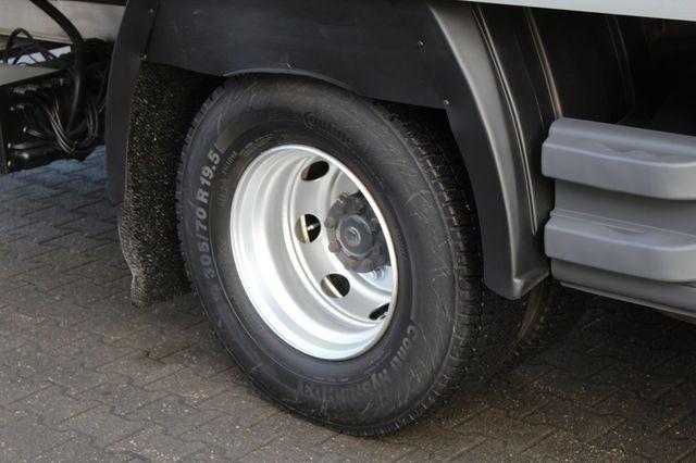 Truck Iveco Eurocargo ML 140 E 18
