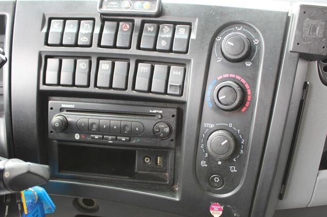 Truck Renault D-Series