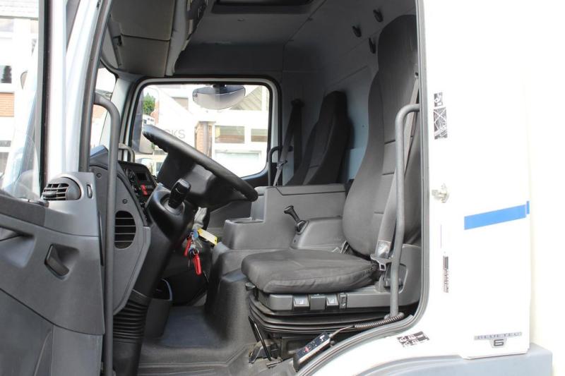 Camión Mercedes Atego