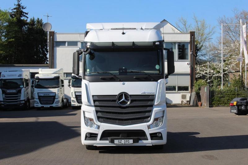 Trekker Mercedes E Actros
