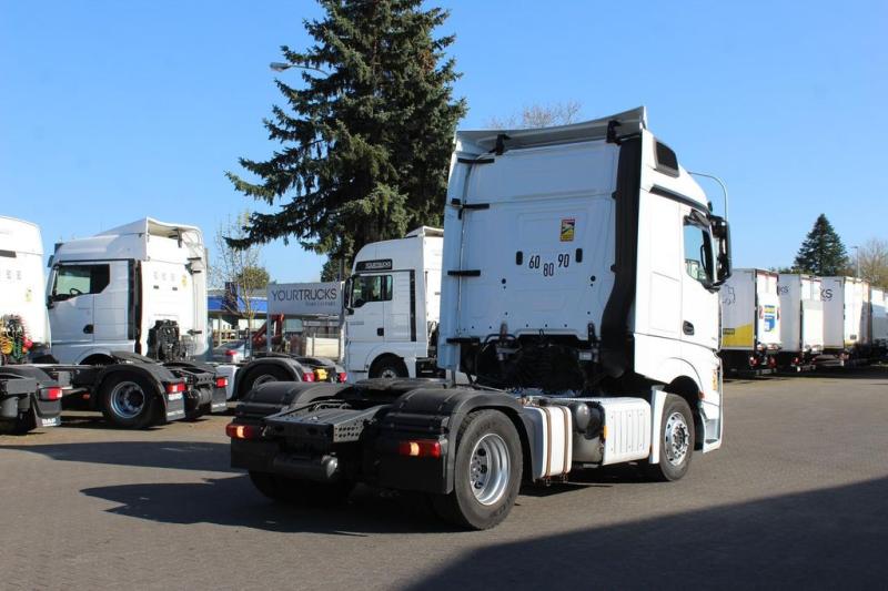 Trekker Mercedes E Actros