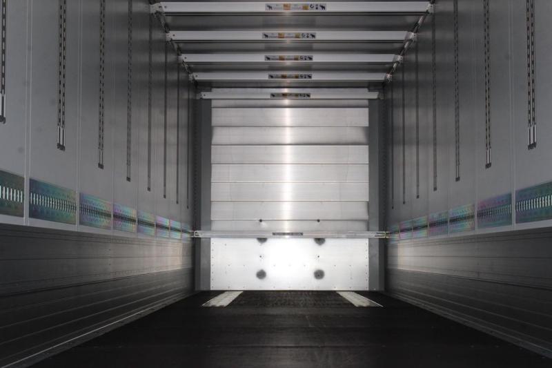 Oplegger Schmitz Cargobull Koffer 2,7h / DS / Ladebordwand / MIETE - RENT