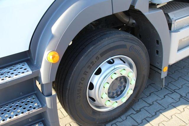 Truck Mercedes Axor 1829