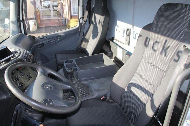 Truck Mercedes Axor 1829